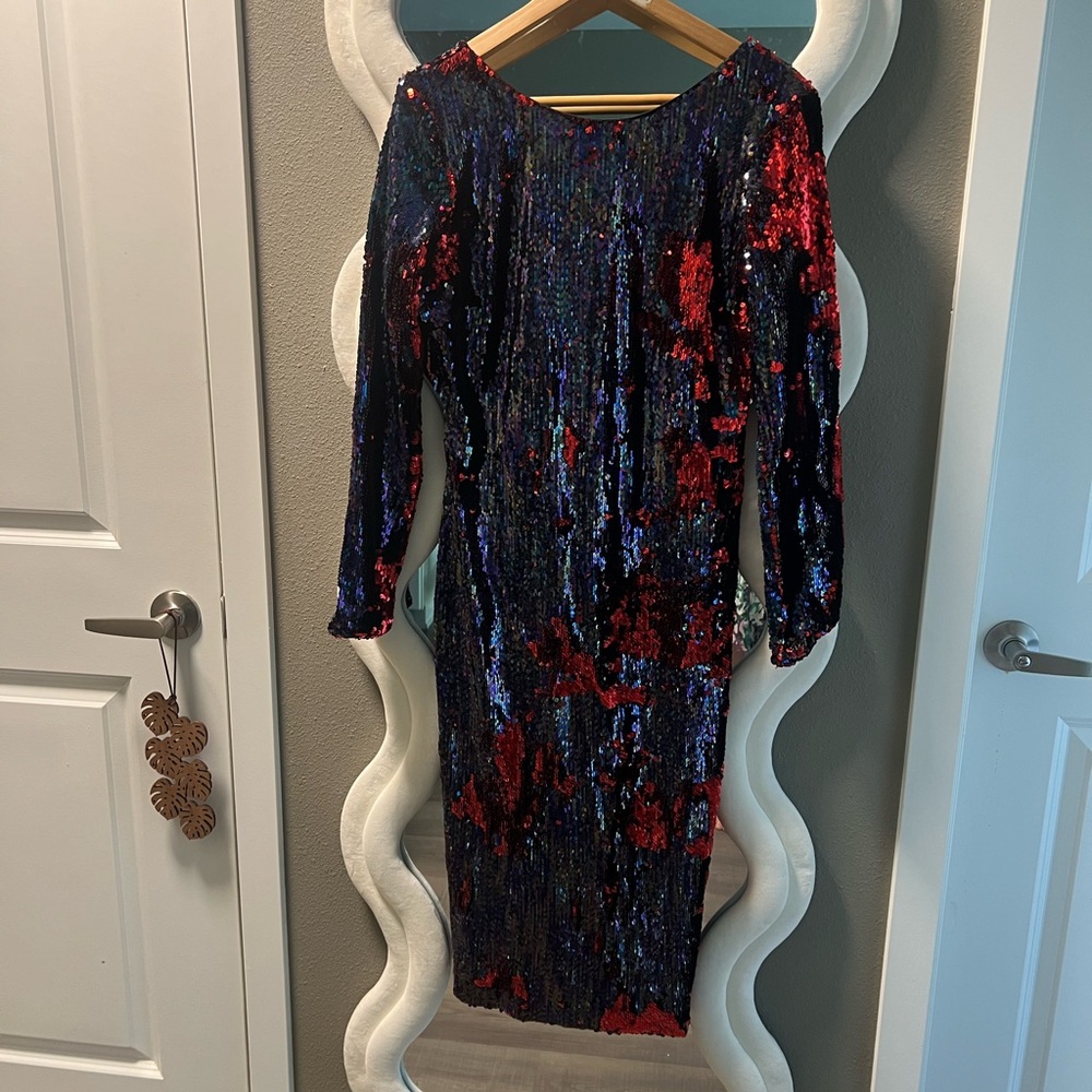 Dress the Population long sleeve bodycon dress